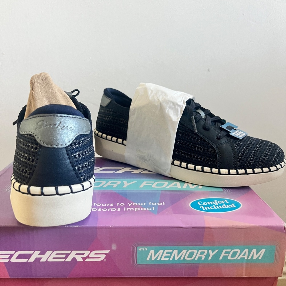Skechers VEGAN Sepulveda, WASHABLE , Great4 Nurses & All - Picture 5 of 7